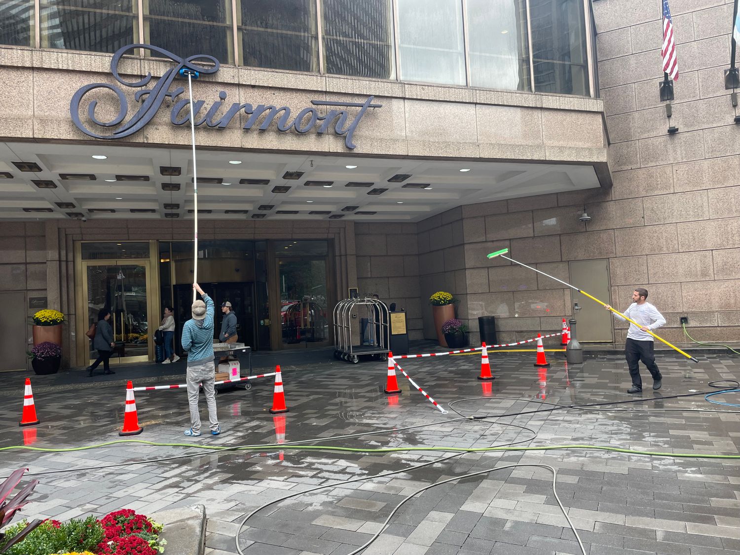 Commercial power washing
